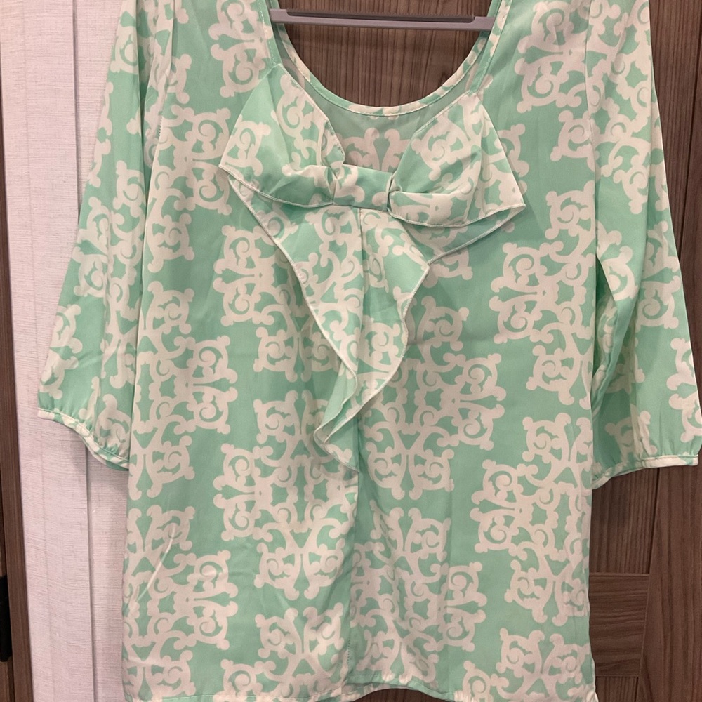 Alna Be  Womens 3/4 Sleeve Round Neck Blouse W/ Large Bow Size M